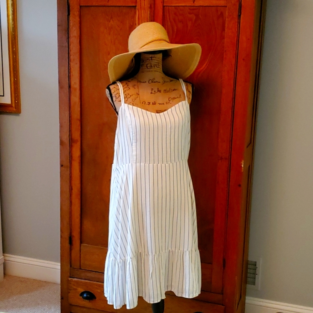 Old Navy XL new with tag sun dress cream with blue stripe